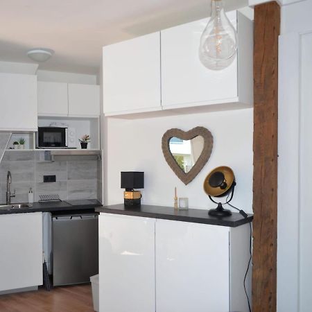 Alma - Amazing Eiffel Tower View Apartment Paris Exterior photo